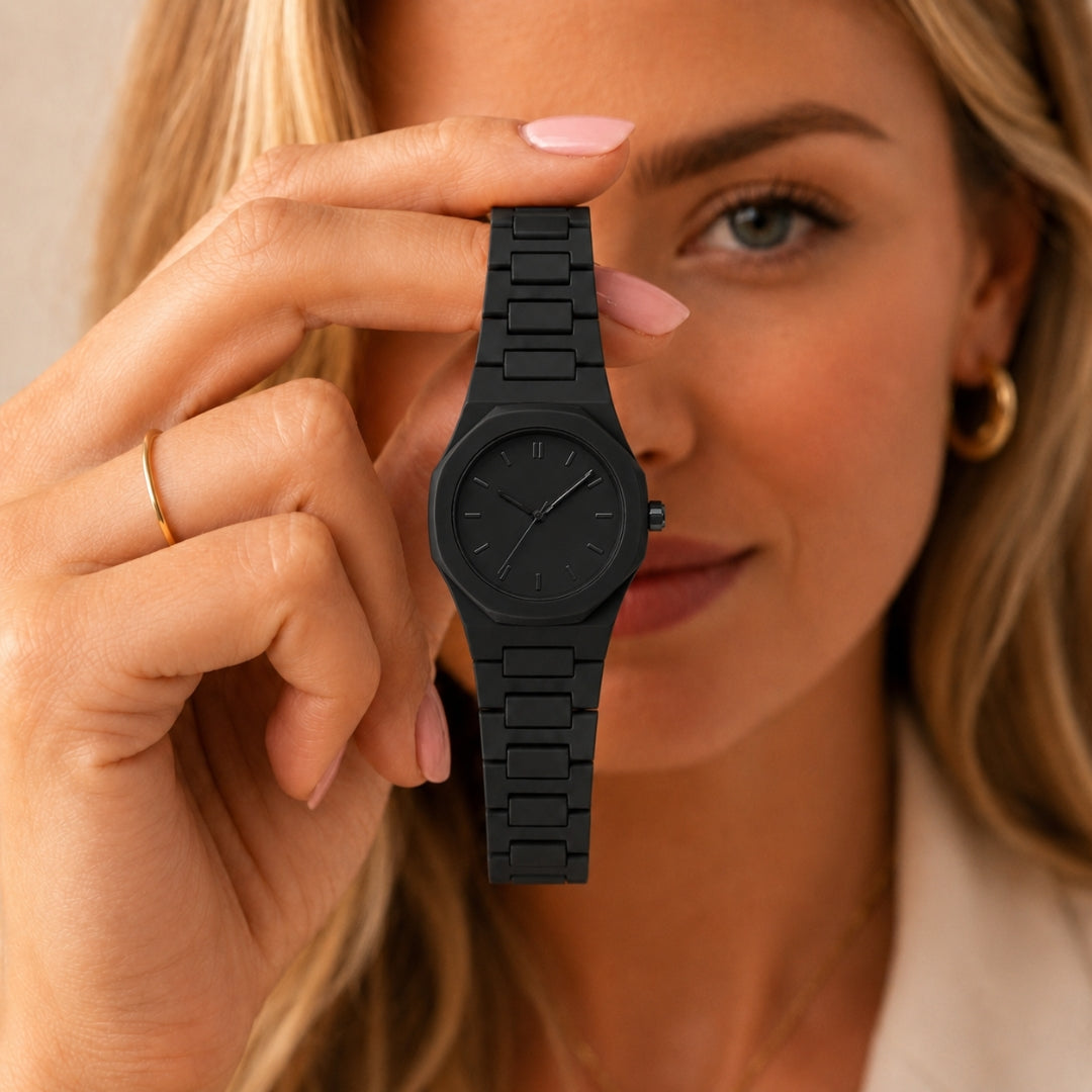 Avelo Ur - Black