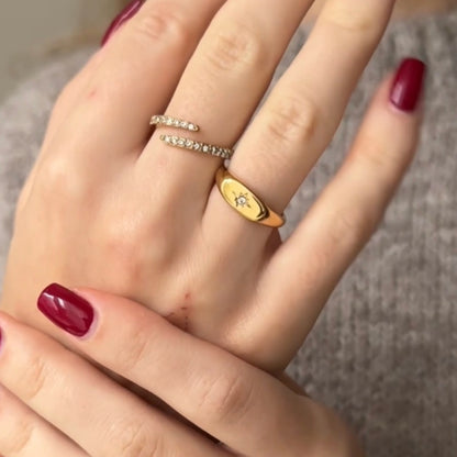 Avery Ring - Gold