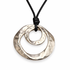 Kaelis Necklace – Silver