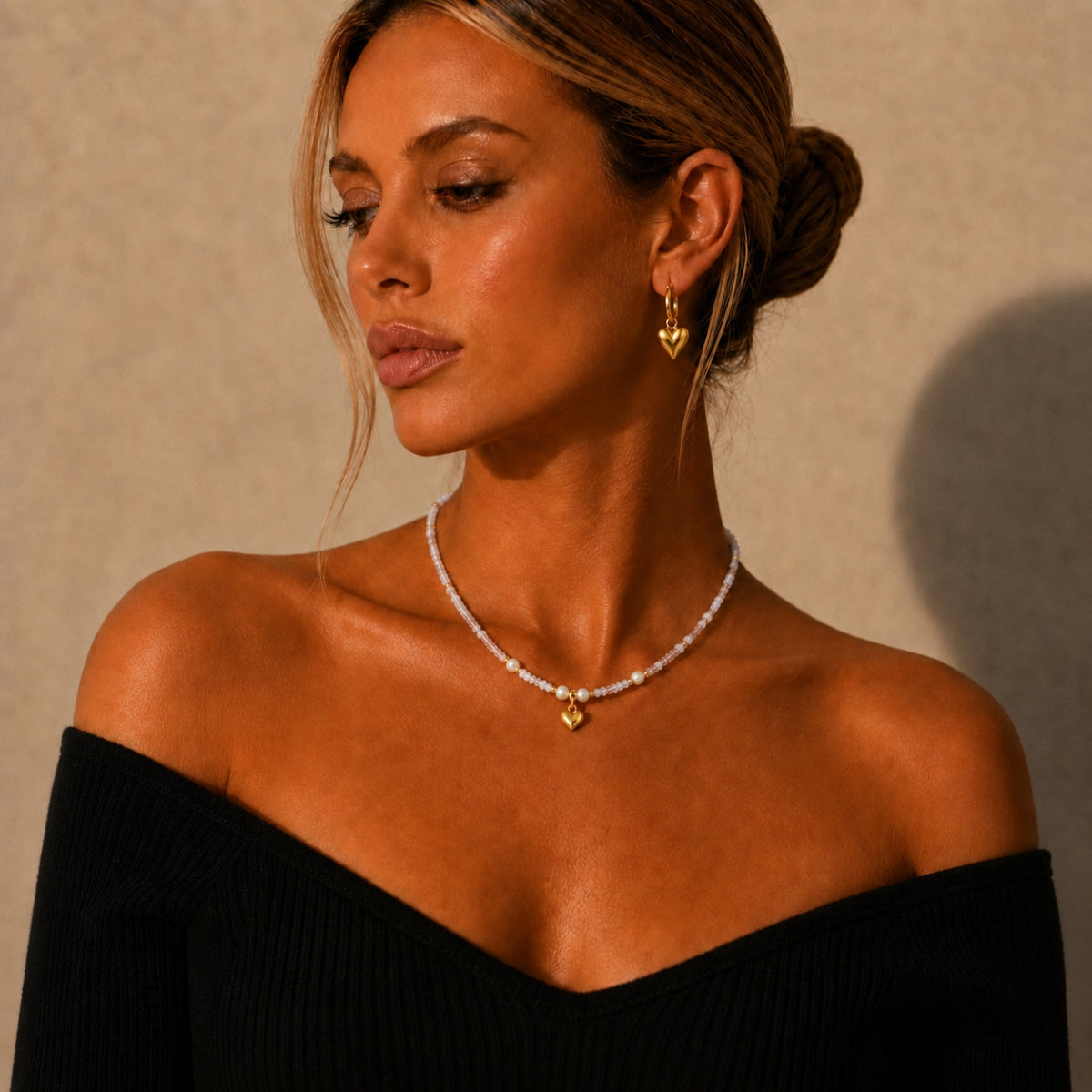 Elia Heart Pearl Necklace - Gold
